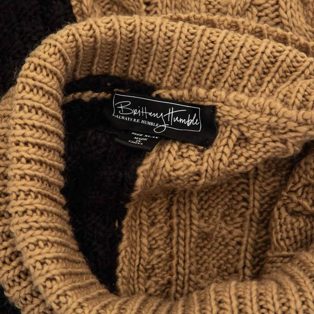 Cable knit sweater poncho black & camel XL/1X Brittany Humble